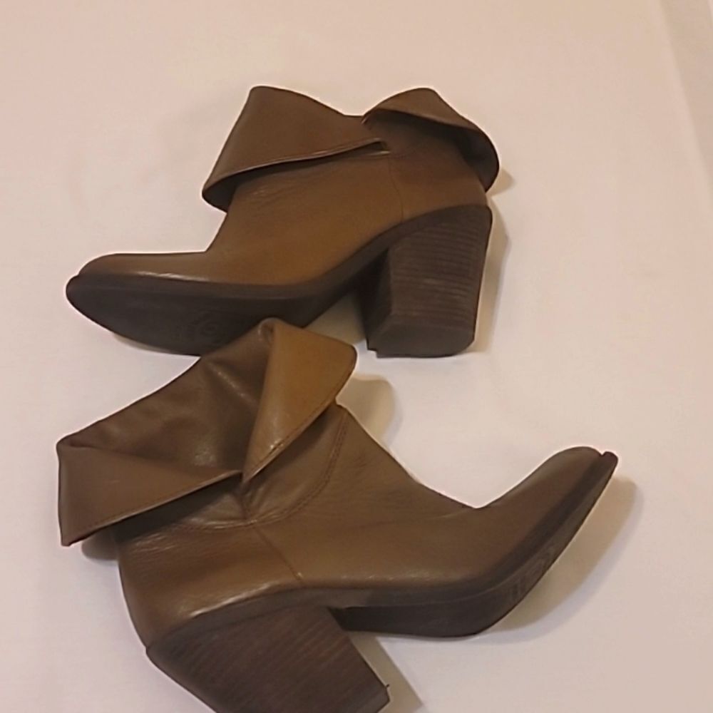 Lucky Brand “Ethann” Foldover Shaft Leather Bootie‎ size 7.5